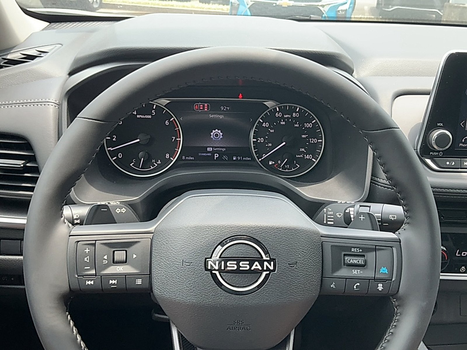New 2026 Everest White Pearl Tricoat Nissan Dark Armor image 9