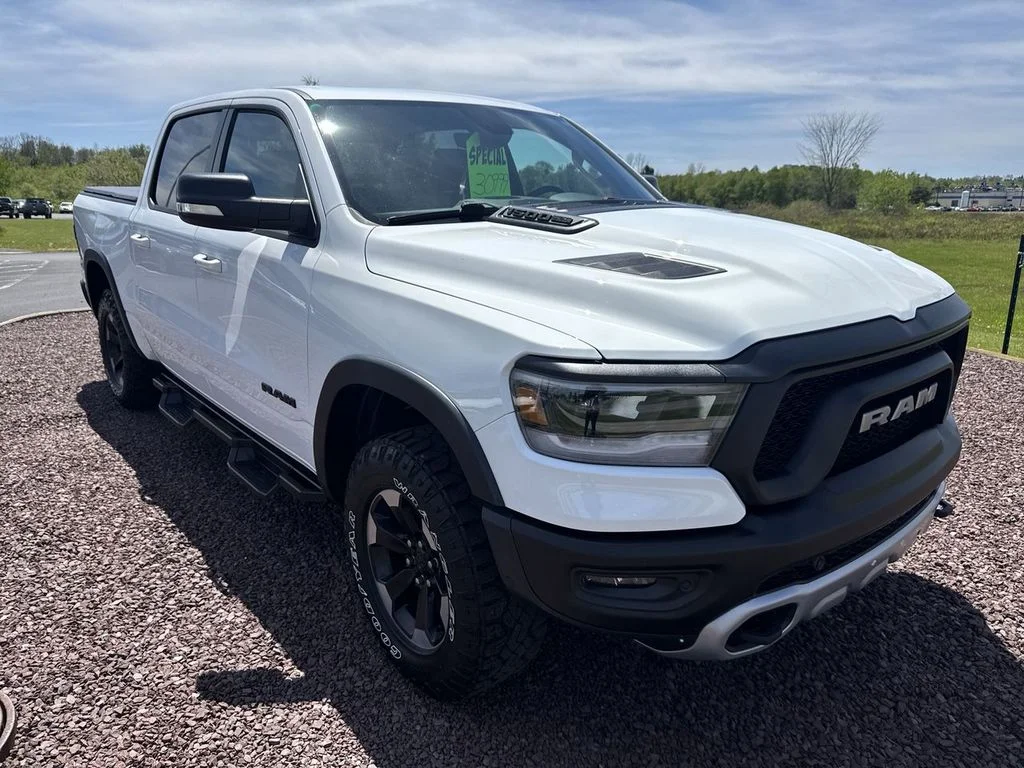 2020 RAM 1500 Rebel 4x4 Crew Cab 5'7's photo