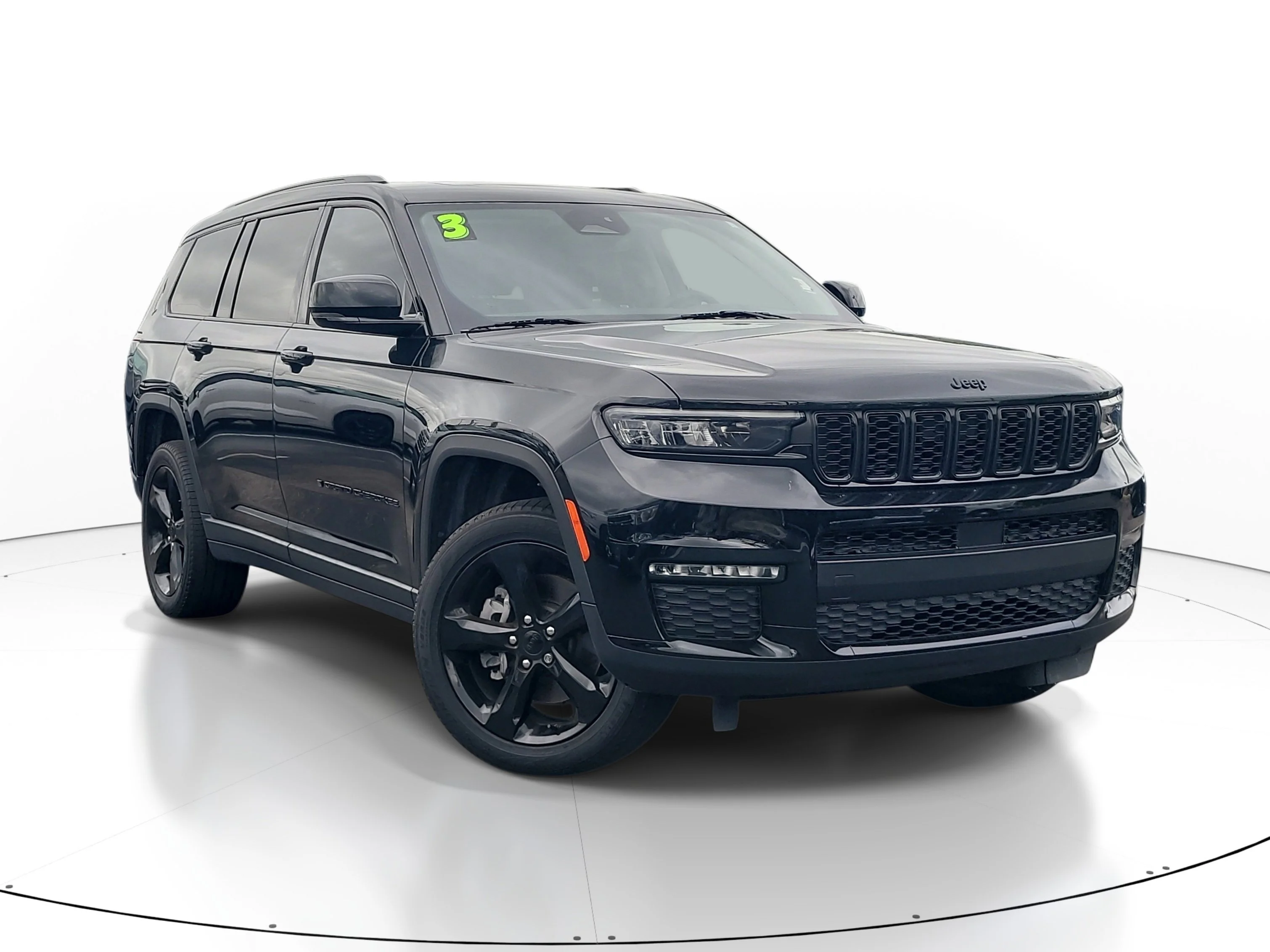 Used 2023 Diamond Black Crystal Pearlcoat Jeep Limited image 1
