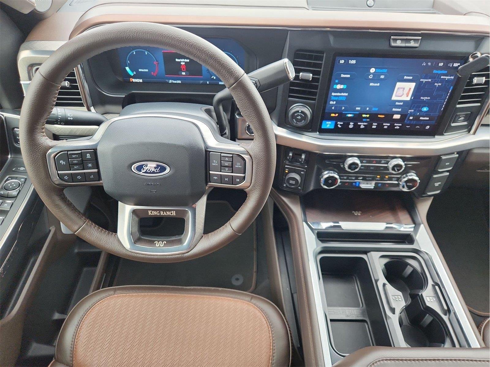 2025 Ford F-250 photo 11 of 35