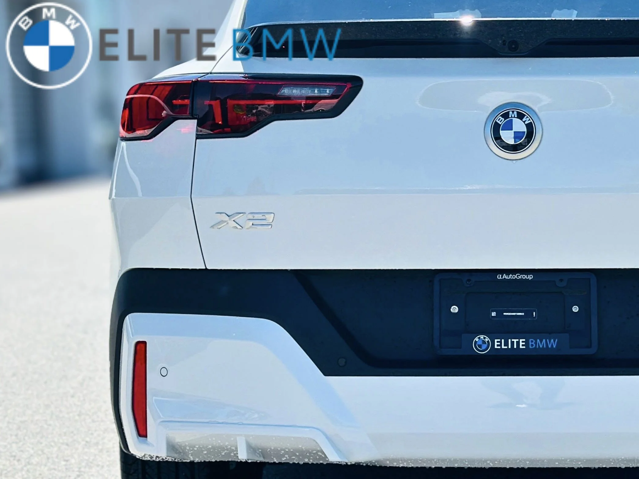 Used 2026 Mineral White Metallic BMW xDrive28i image 39