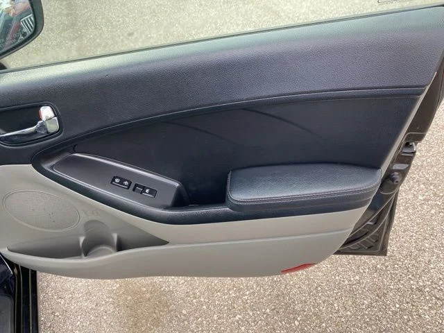 2015 Kia Forte EX - Photo 26