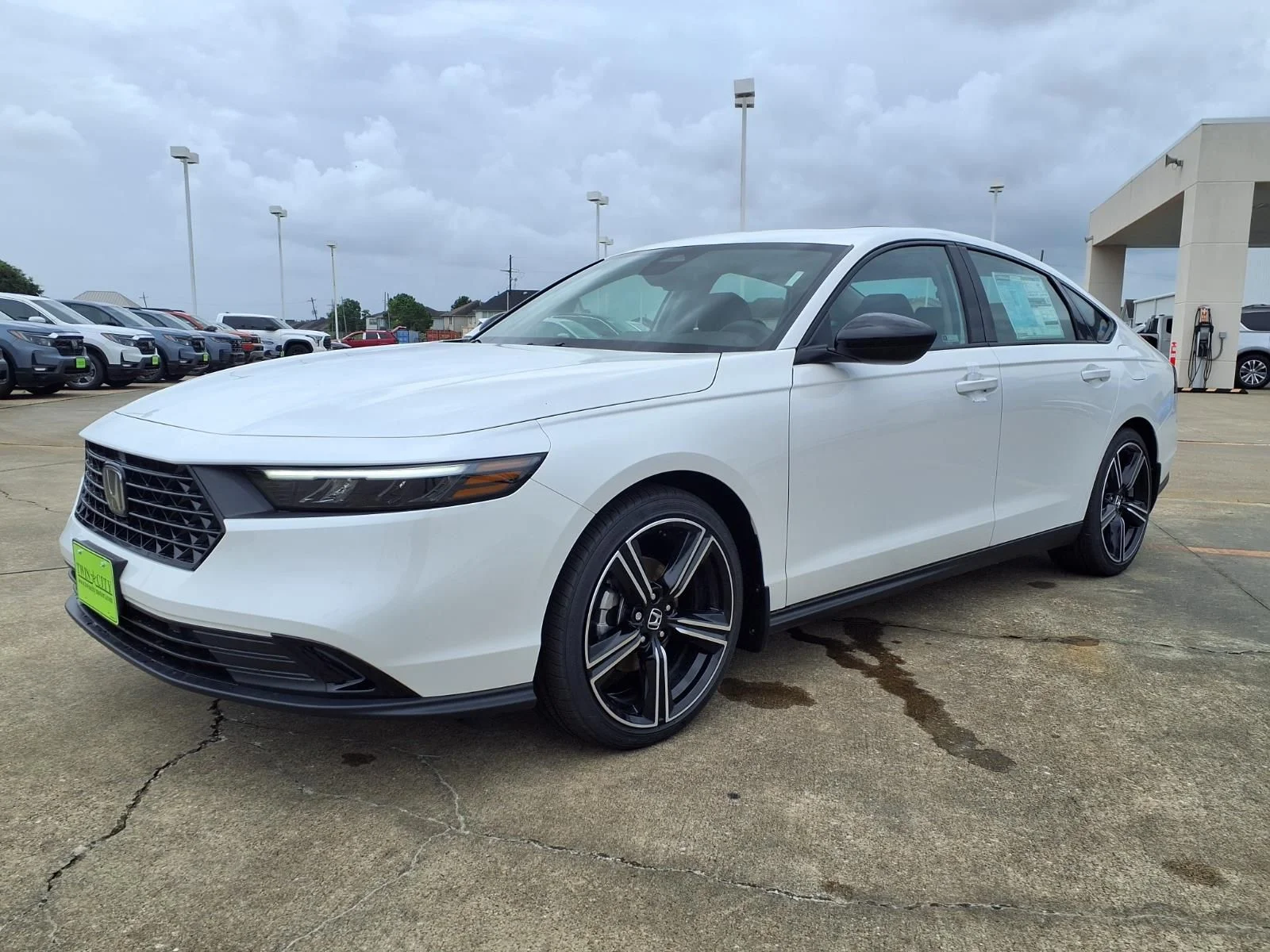 New 2026 White Honda SE image 6