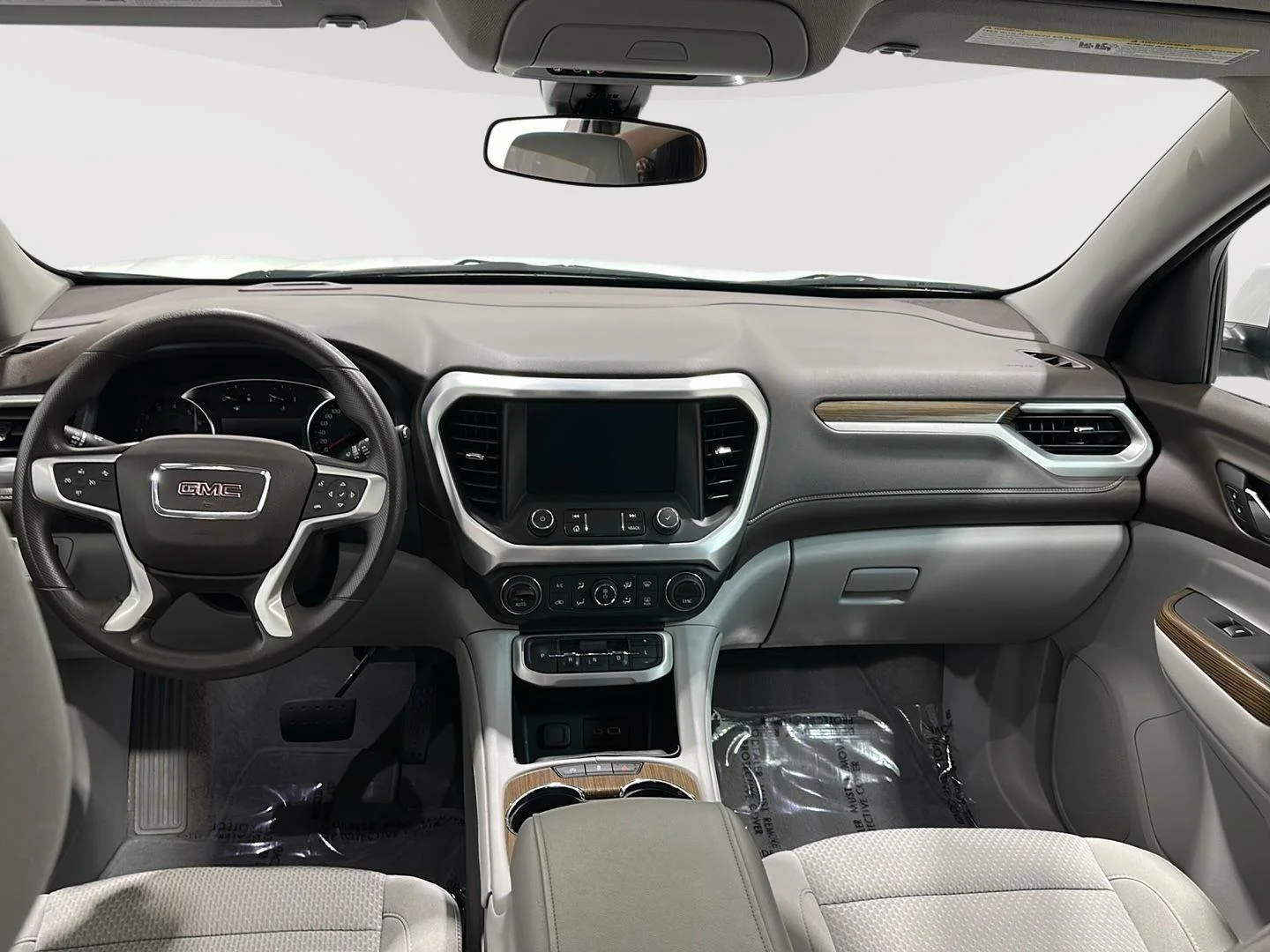 Used 2023 Summit White GMC SLE image 20