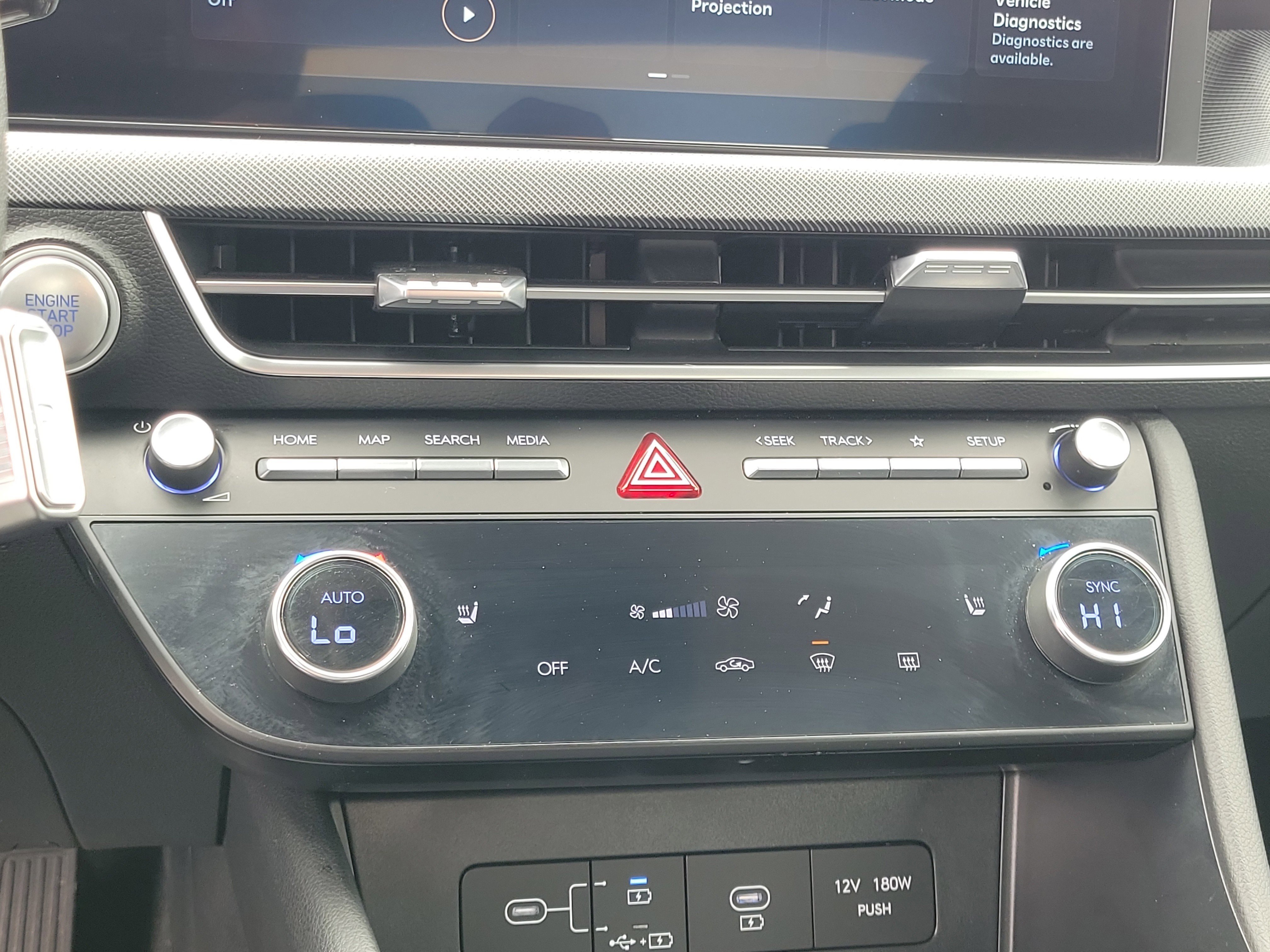 Used 2025 Aero Silver Hyundai SEL image 27