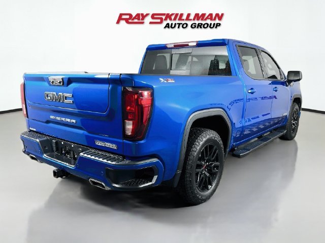 Used 2024 Blue GMC Elevation image 7