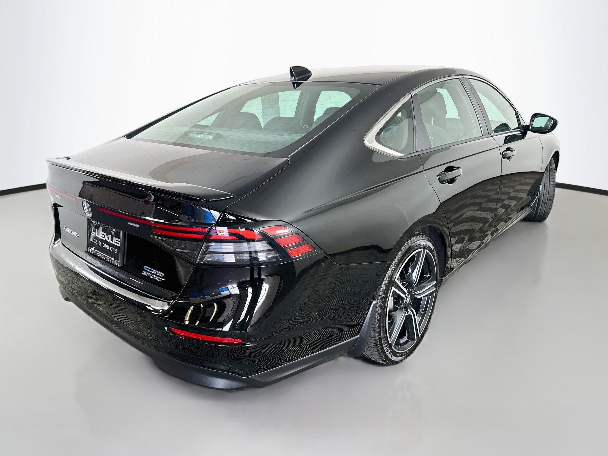 Used 2024  Honda Sport image 7