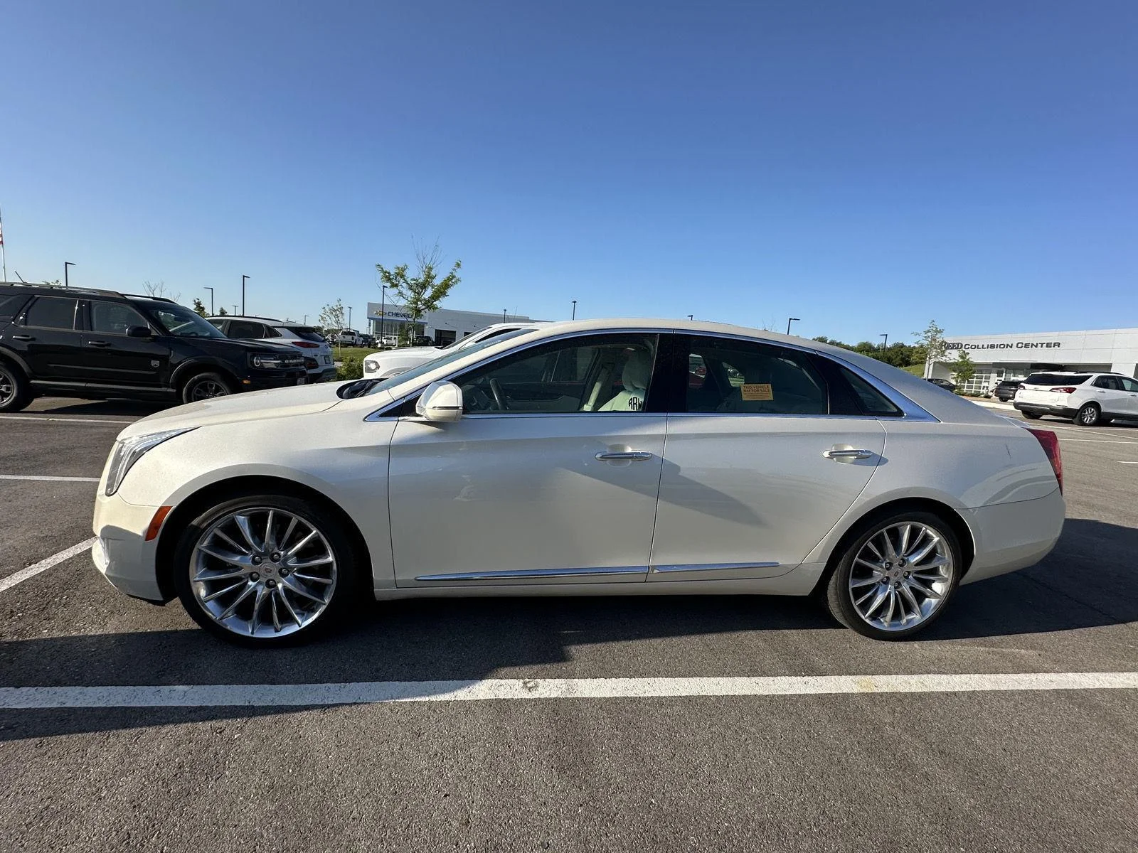 Used 2013 Cadillac XTS Platinum Collection with VIN 2G61V5S30D9224166 for sale in Kansas City