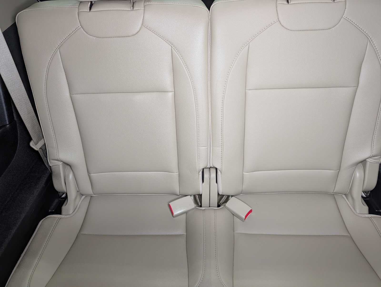 Used 2017 White Diamond Pearl Acura w/Technology Pkg image 24
