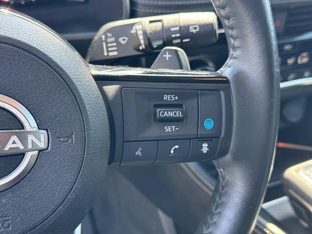 Used 2023 Gray Nissan Platinum image 33