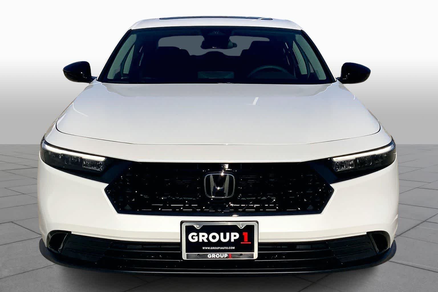 New 2026 Platinum White Pearl Honda SE image 3
