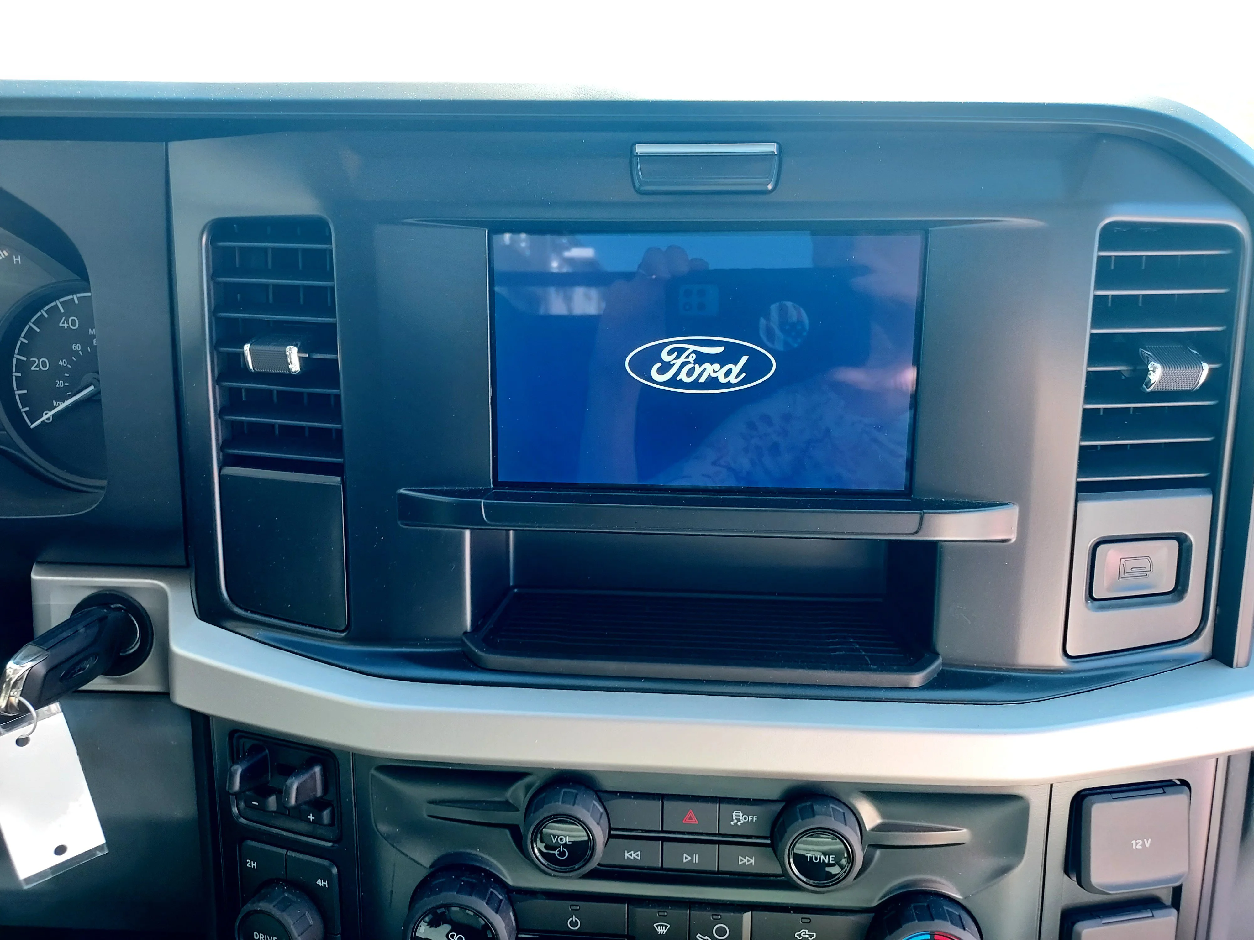 2026 Ford F-350 Super Duty XLT - Photo 20