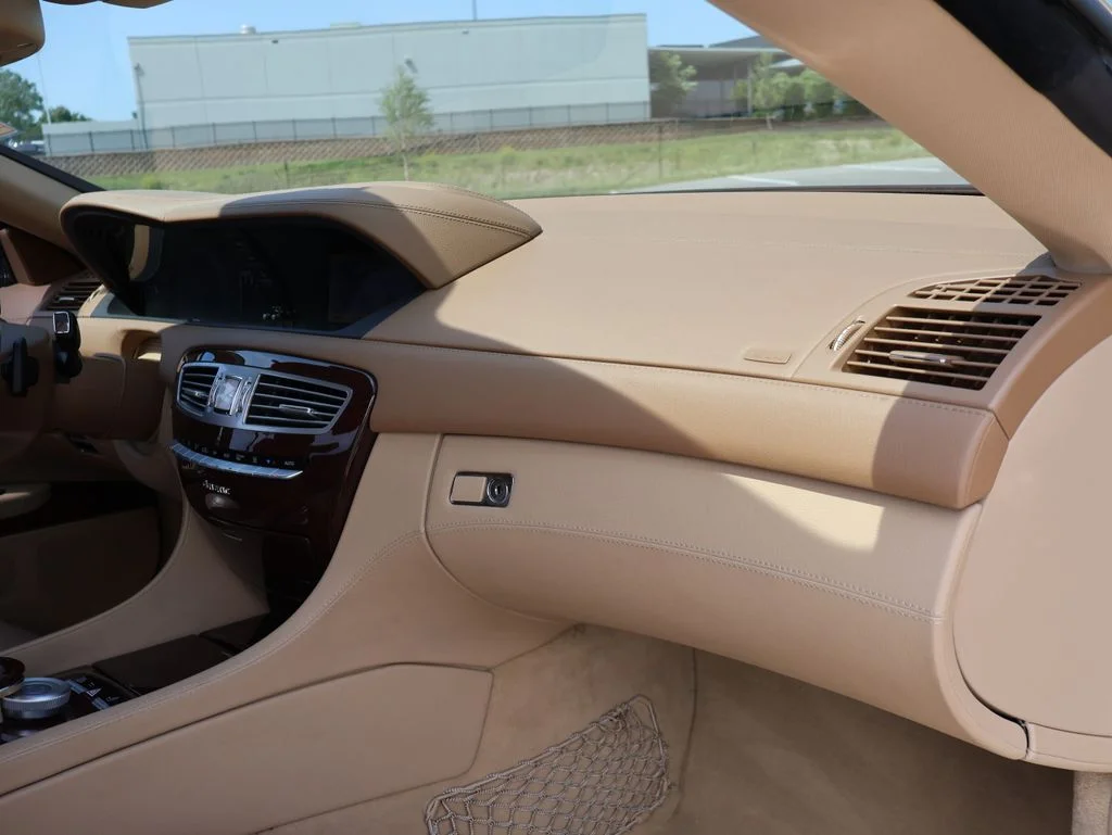 Used 2011 Black Mercedes-Benz CL 550 image 9