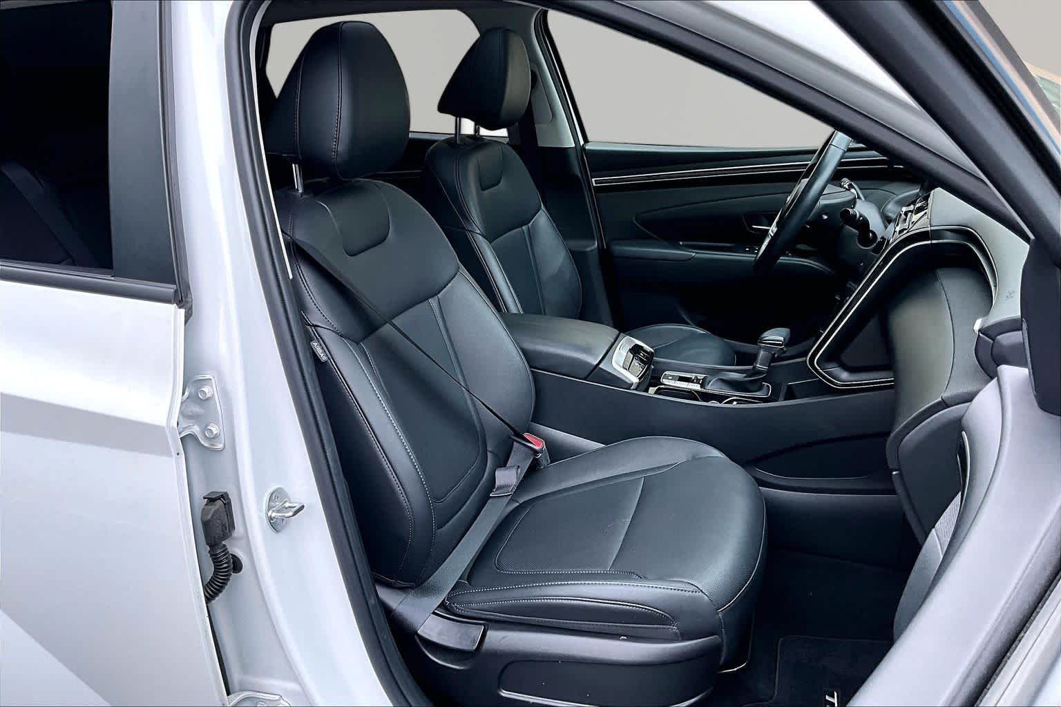 Used 2023 Serenity White Pearl Hyundai SEL image 16