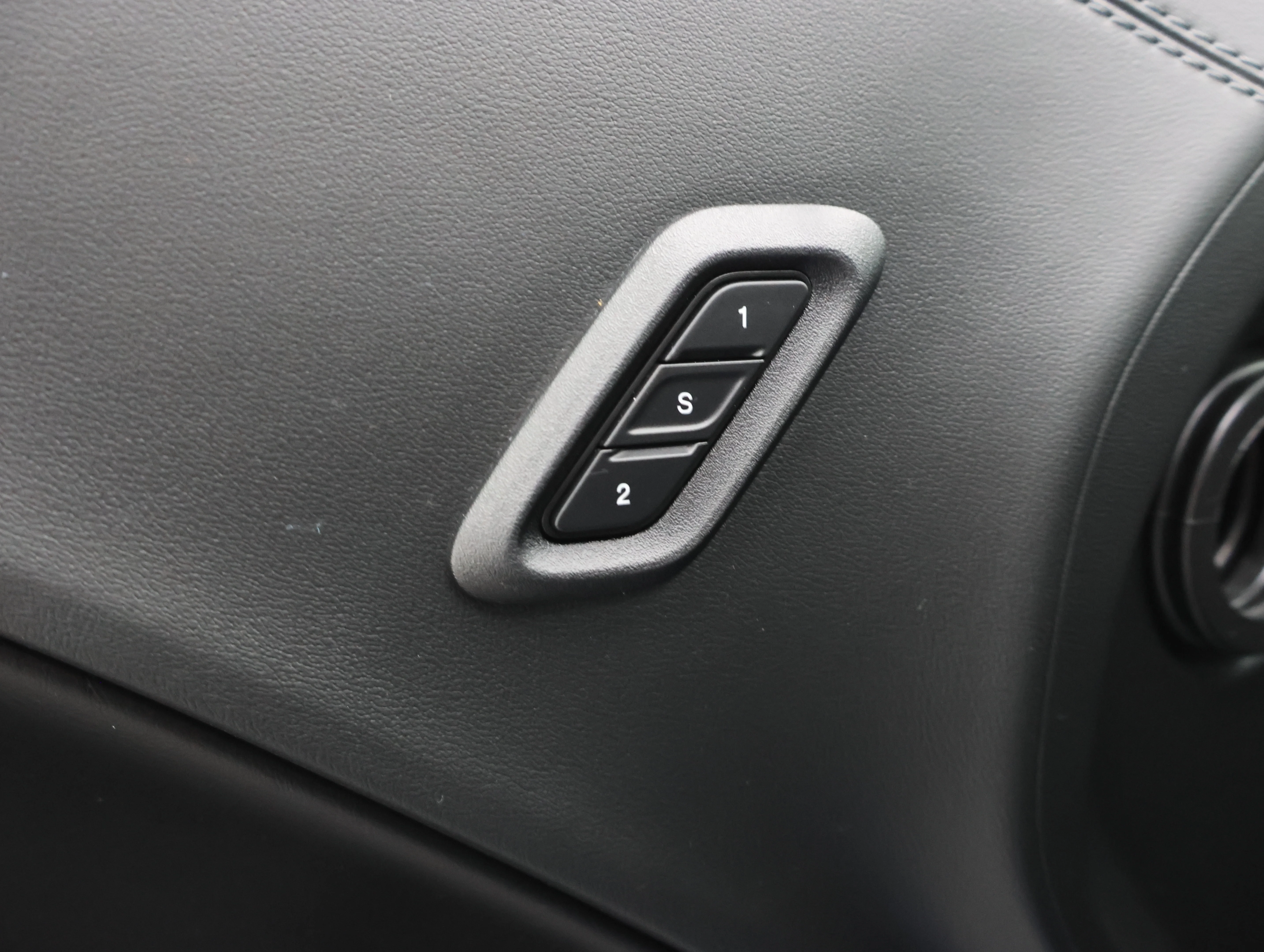 Used 2022 Frostbite Dodge R/T image 40
