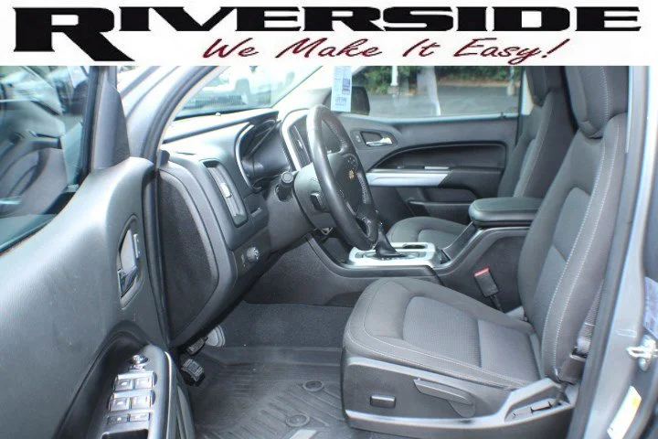 Used 2022 Satin Steel Metallic Chevrolet LT image 12