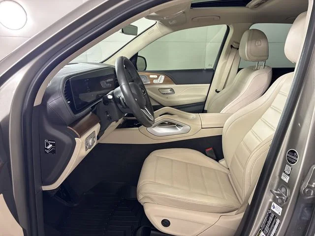 Used 2020 Silver Mercedes-Benz GLE 450 image 27