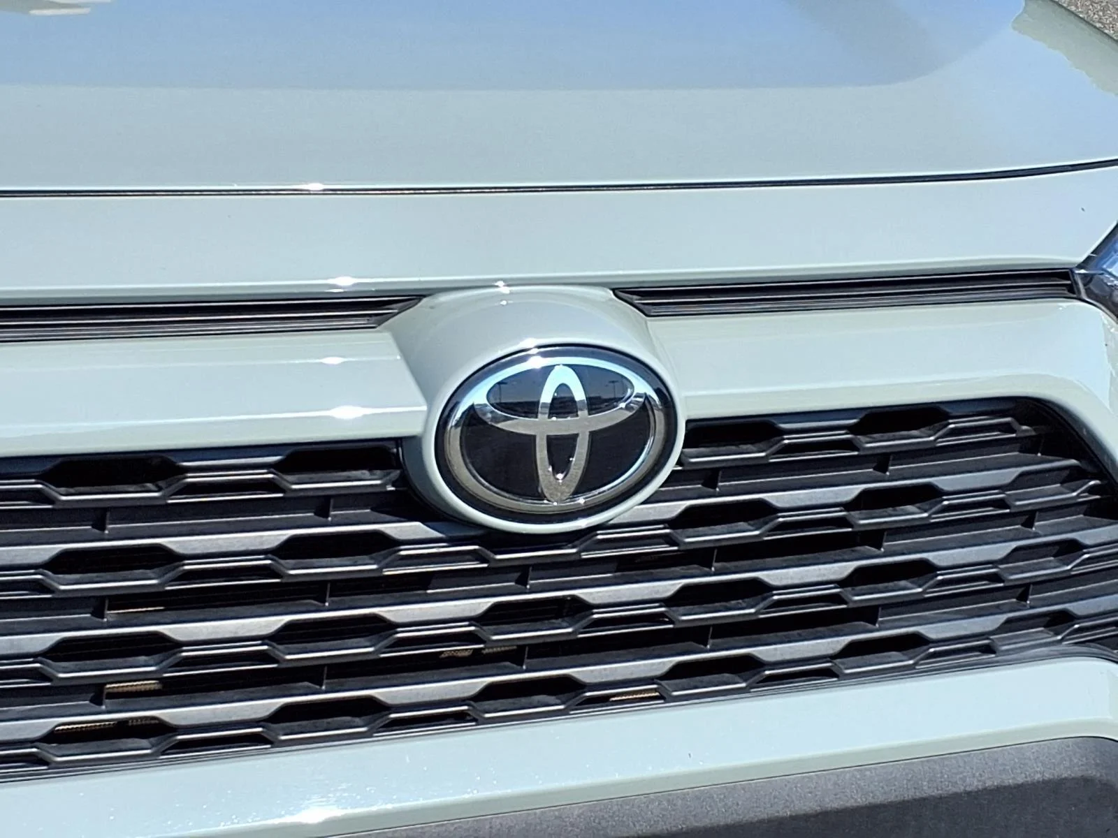 Used 2022 Lunar Rock Toyota XLE image 14