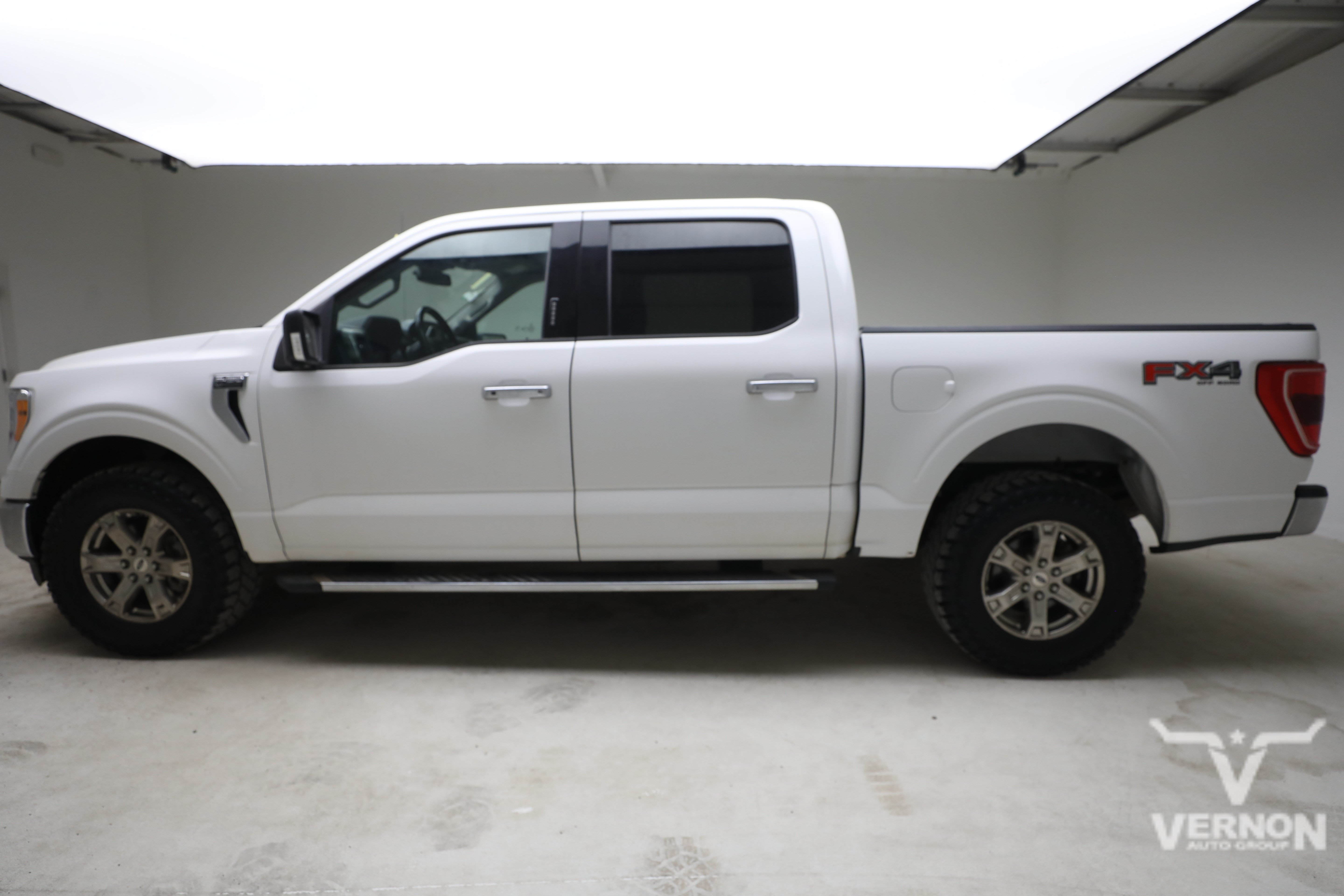 Used 2021 Oxford White Ford Y image 2