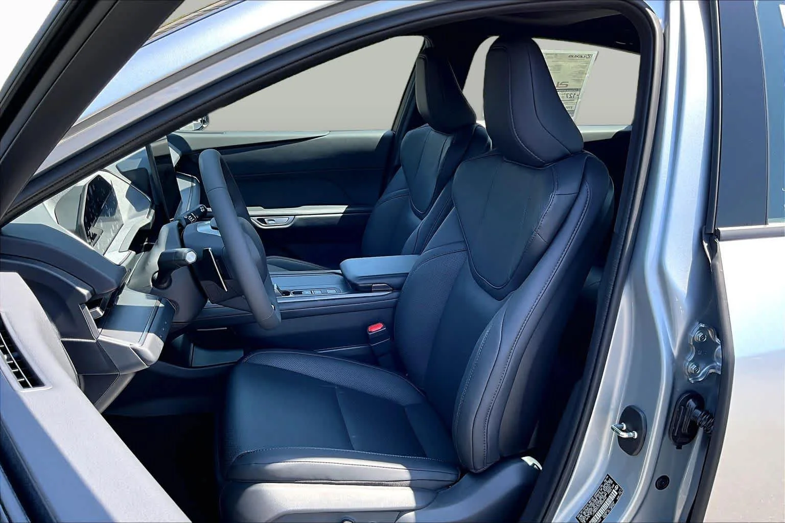 New 2026 Iridium Lexus PREMIUM image 18