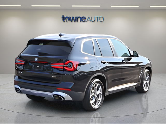 Used 2023 Black BMW xDrive30i image 5