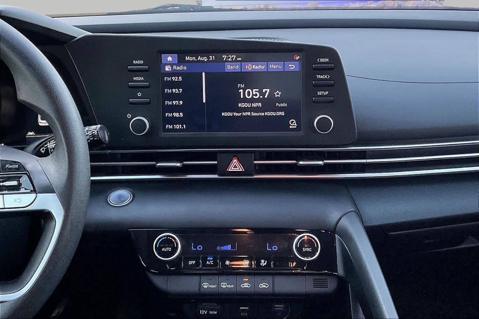 Pre-Owned 2023 Hyundai Elantra SEL