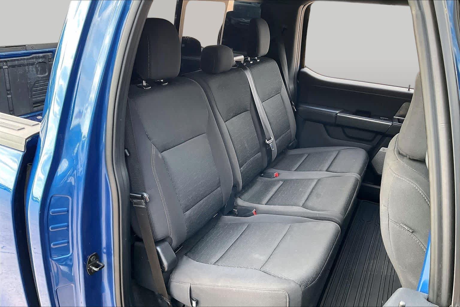 Used 2022 Atlas Blue Metallic Ford XLT image 18