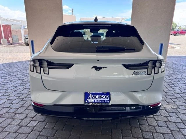 Certified Used 2023 Space White Metallic Ford Premium image 4