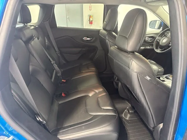 Used 2021 Blue Jeep Latitude Plus image 21