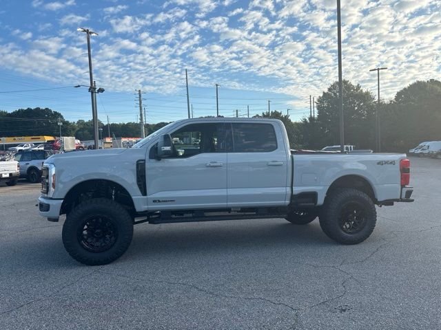 New 2026 Avalanche Ford Lariat image 5