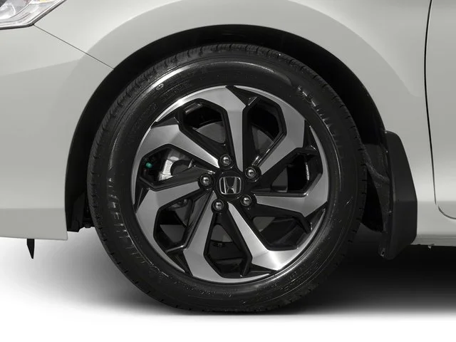 Used 2016 Black Honda EX-L image 10