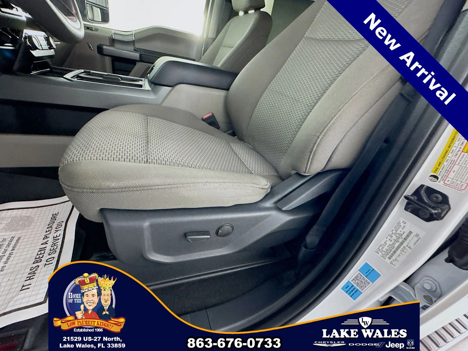 Used 2022 White Ford XLT image 19