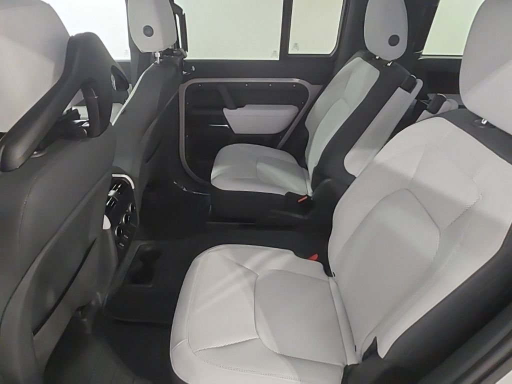 New 2026 Borasco Grey Land Rover S image 21