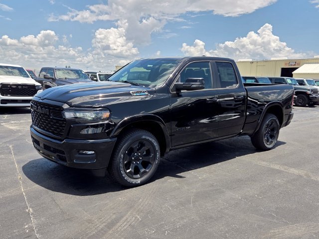 New 2026 Diamond Black Crystal Pearl-Coat Exterior Paint RAM Big Horn image 3