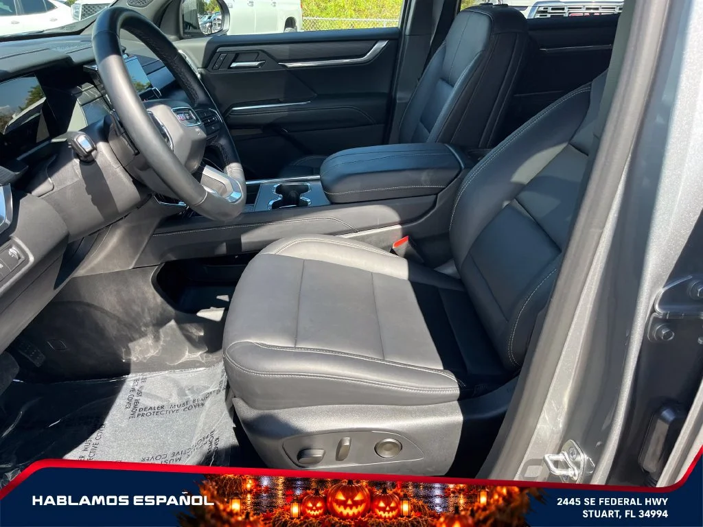 Used 2026 Sterling Metallic GMC Elevation image 9