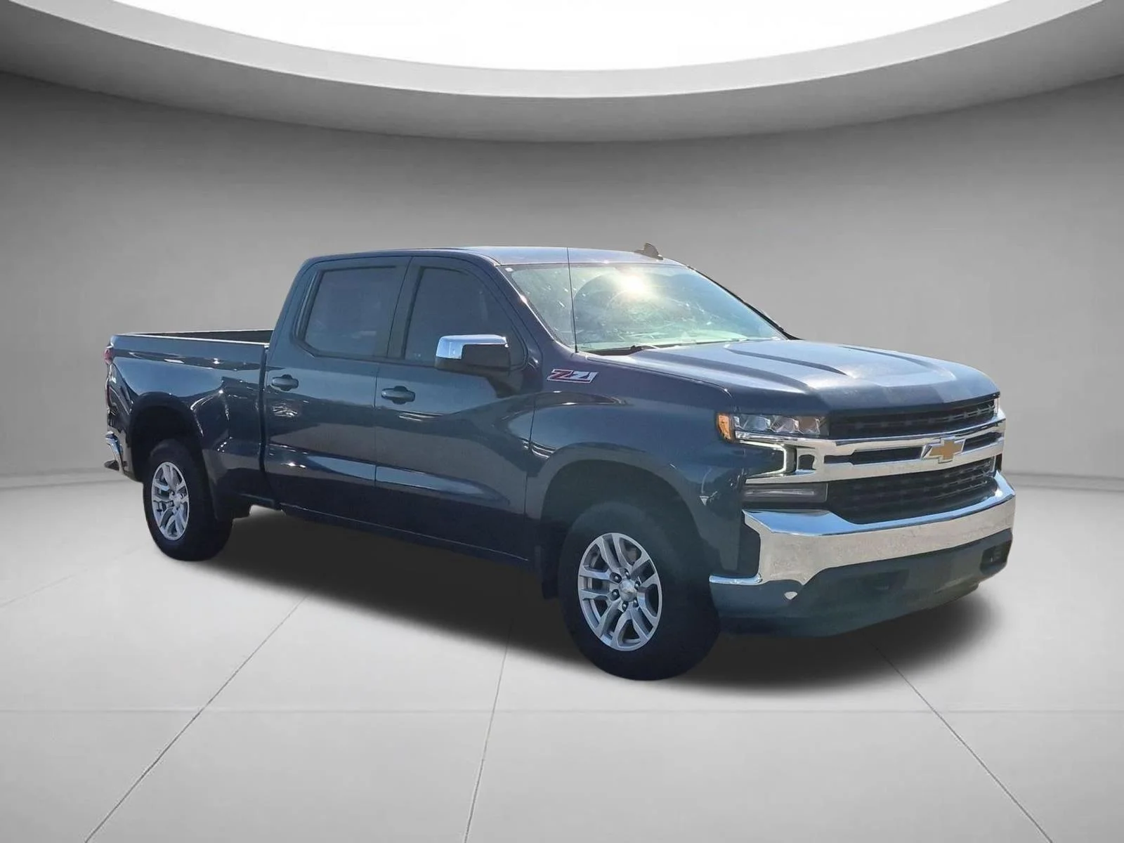 Used 2021 Northsky Blue Metallic Chevrolet LT image 7