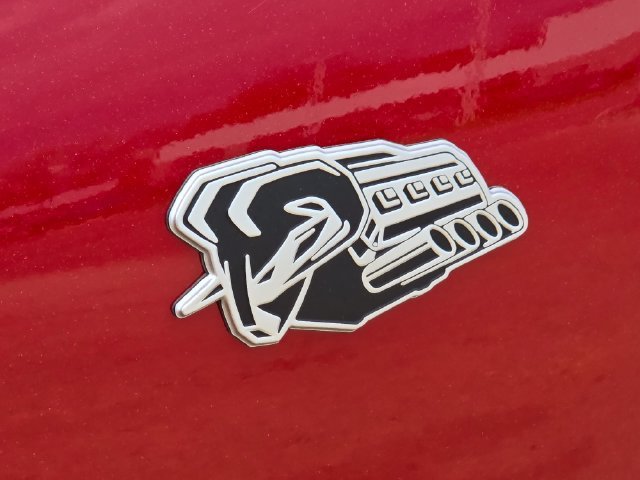 New 2026 Molten Red Pearl-Coat Exterior Paint RAM Big Horn/Lone Star image 28