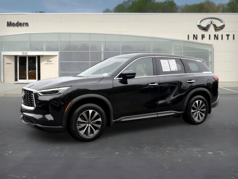 Certified Used 2024 Mineral Black INFINITI PURE image 1