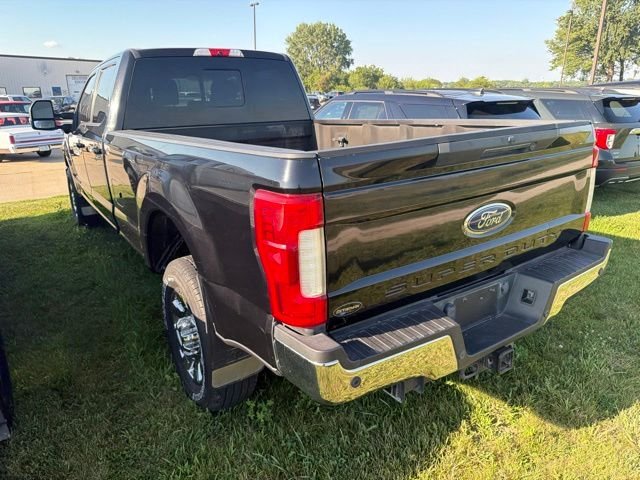 Used 2019 Black Ford Lariat image 4