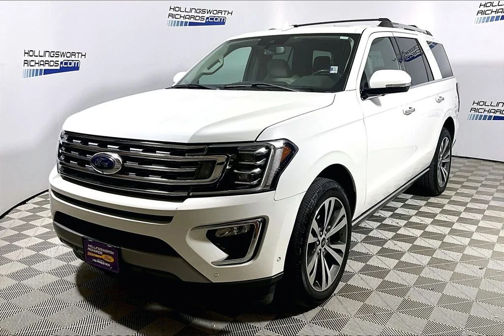 2021 Ford Expedition Limited's photo