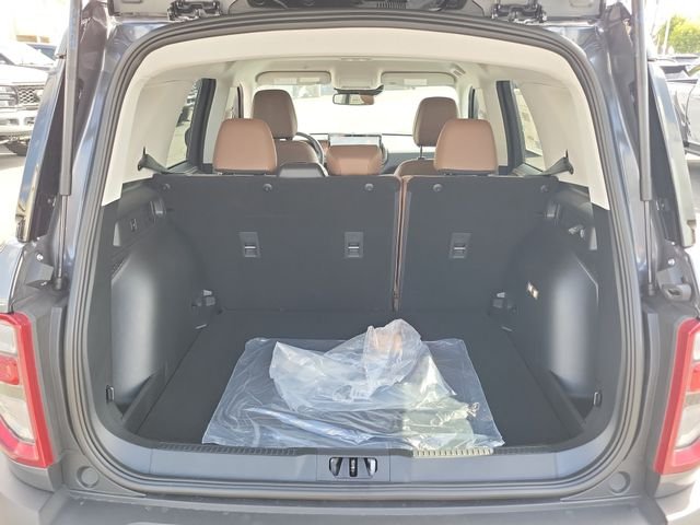 New 2026 Carbonized Gray Metallic Ford Outer Banks® image 23