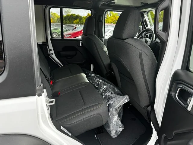New 2026 Bright White Clear-Coat Exterior Paint Jeep Sport S image 15