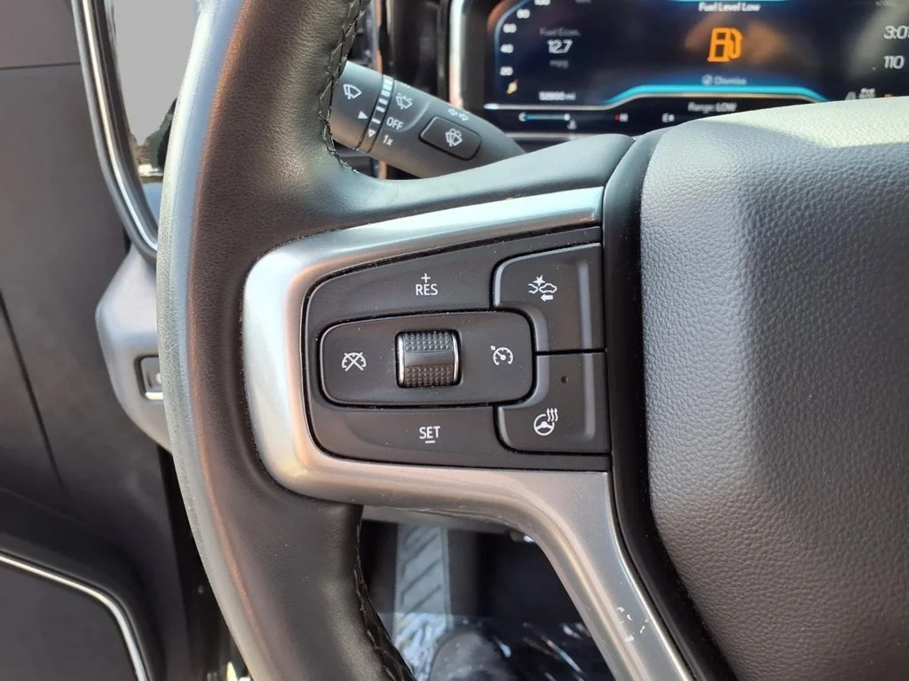Used 2025 Gray Chevrolet LT image 12