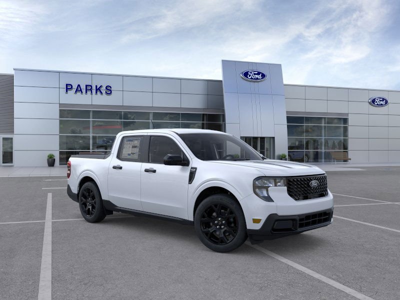 New 2025 Space White Metallic Ford XLT image 7