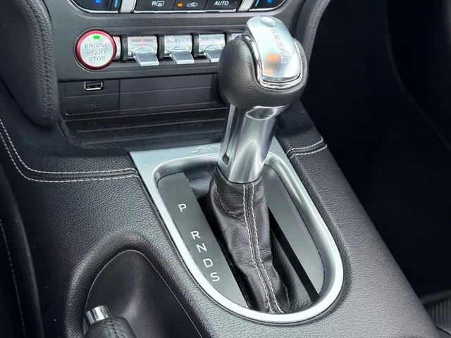 Used 2020 Black Ford GT Premium image 21