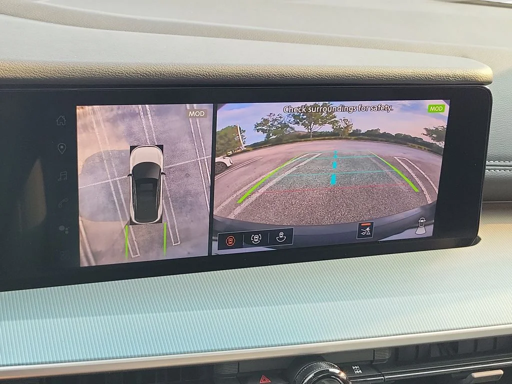 New 2026 Blue Nissan SL image 30