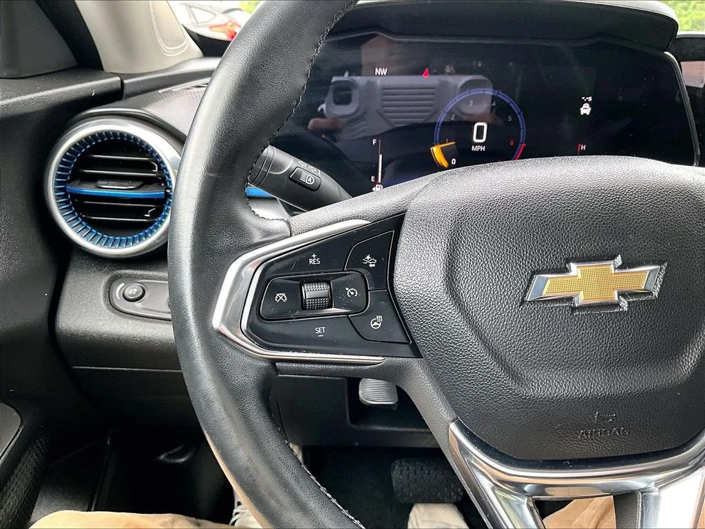 Used 2024 Gray Chevrolet LT image 12