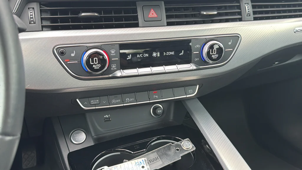Used 2025 White Audi  image 26