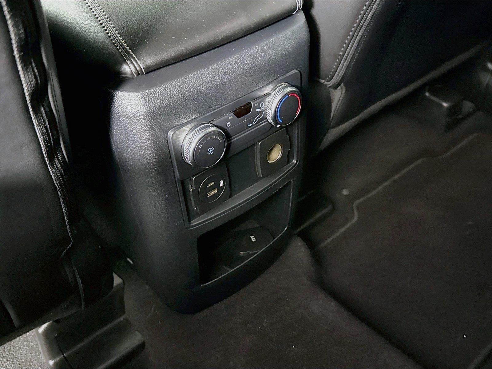 Used 2021 Oxford White Ford XLT image 36