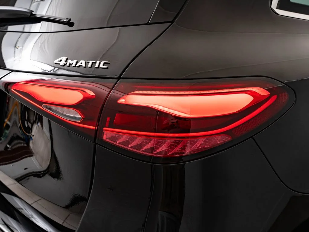 New 2026 Black Mercedes-Benz GLC 300 image 9